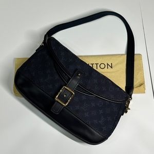 LOUIS VUITTON Marjorie Navy Monogram Mini Lin Shoulder Bag